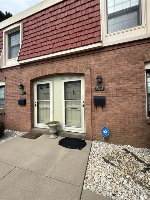 303 Pennsview Ct, Pittsburgh, PA 15205
