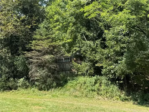 113 Bishop Rd, Karns City, PA 16041