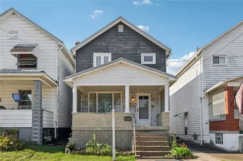 533 Walnut St # A, Vandergrift, PA 15690