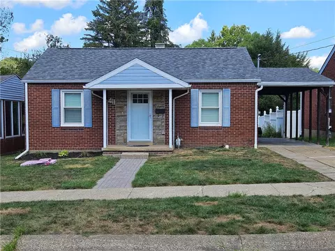 411 Oakwood Ave, Springdale, PA 15144