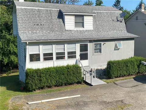 840 Rose St, Irwin, PA 15642