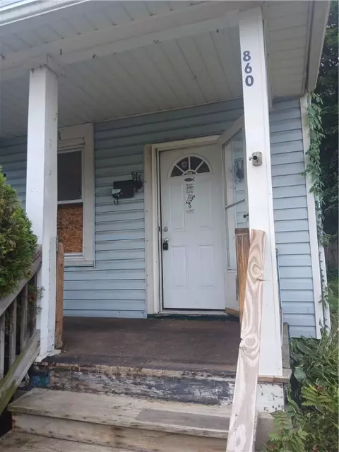860 Grove Ave, New Brighton, PA 15066