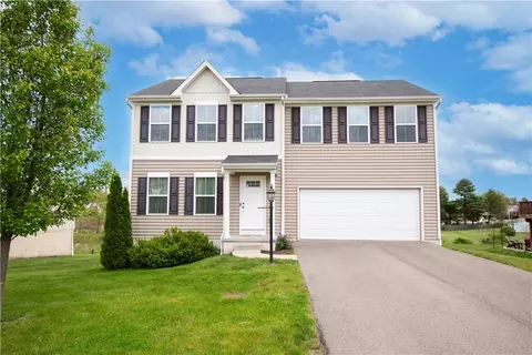 118 Leslie Farms Dr, Evans City, PA 16033