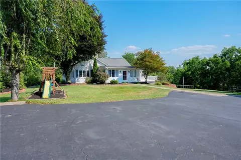 187 Blaney Rd, Kittanning, PA 16201