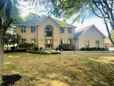 190 Evergreen Trl, Beaver Falls, PA 15010