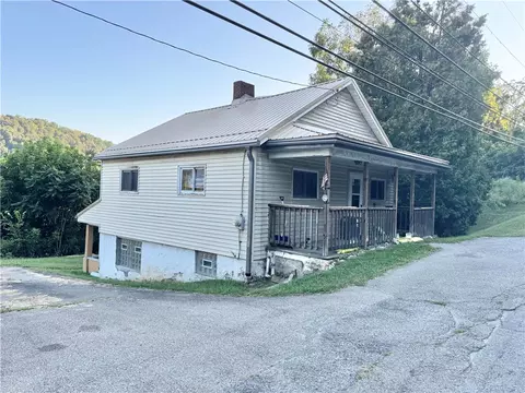 165 Low Hill Rd, Brownsville, PA 15417
