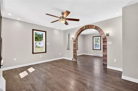 Living - 1320 Eckert Rd, Monaca, PA 15061 photo 2 of 5