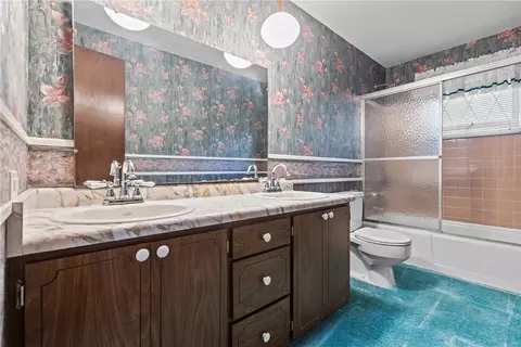 1215 Cascade Rd, Monaca, PA 15061 photo 14