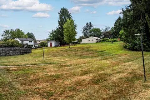 1215 Cascade Rd, Monaca, PA 15061 photo 25