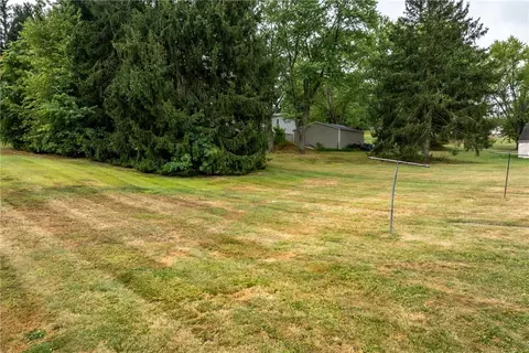 1215 Cascade Rd, Monaca, PA 15061 photo 26