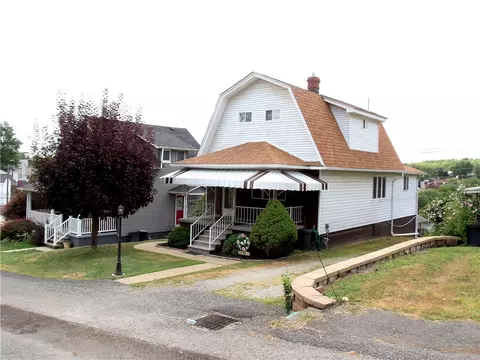 306 Silver Maple Ave, Langeloth, PA 15054