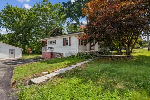 911 Gravel Hill Rd, Ligonier, PA 15658
