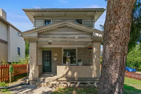2600 Neeld Ave, Pittsburgh, PA 15216