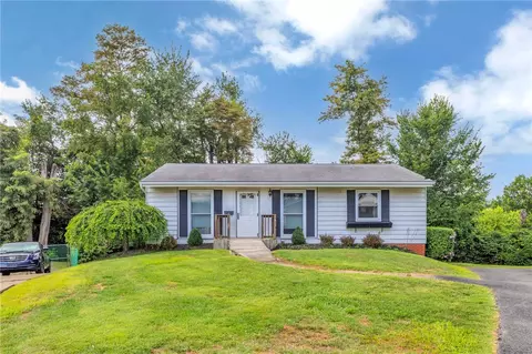 617 Blueberry Rd, Monroeville, PA 15146