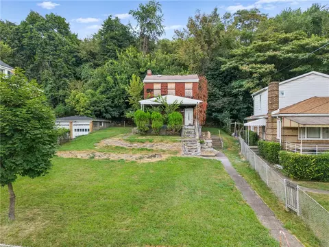6719 Deary St, Pittsburgh, PA 15206