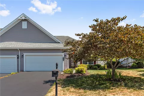 549 Pioneer Ln, Freedom, PA 15042