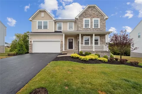 105 Mesa Dr, Coraopolis, PA 15108