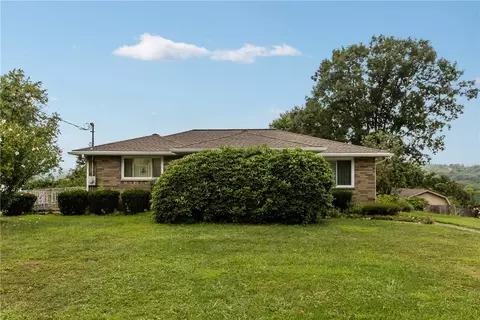 1528 Oneida Dr, Clairton, PA 15025