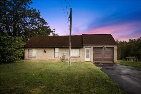 319 Center Grange Rd, Monaca, PA 15061