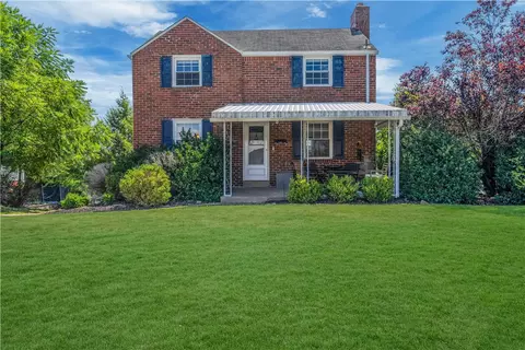 5363 Greenridge Dr, Pittsburgh, PA 15236