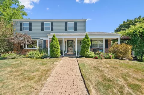301 Coachman Rd, Allison Park, PA 15101