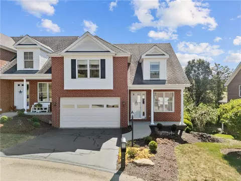 114 Anderson Sta, Venetia, PA 15367