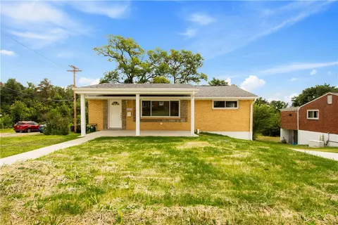 203 Skyport Rd, West Mifflin, PA 15122