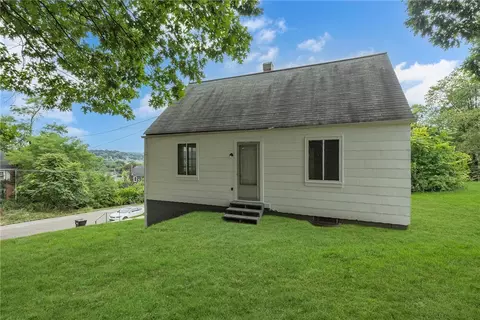 1736 Pierce St, Aliquippa, PA 15001