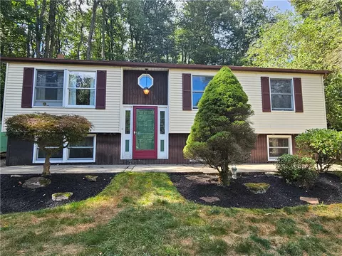 261 Whitestown Rd, Butler, PA 16001