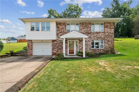 14 Concord Dr, Irwin, PA 15642