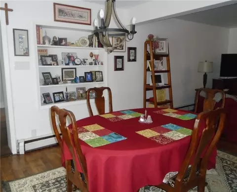 Dining - 140 Front St, Mount Morris, PA 15349 photo 1 of 2