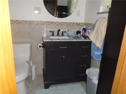 Bath - 140 Front St, Mount Morris, PA 15349 photo 4 of 4