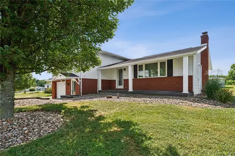 207 East St, Carmichaels, PA 15320