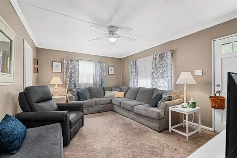 1038 Summit Ave, Monaca, PA 15061 photo 8
