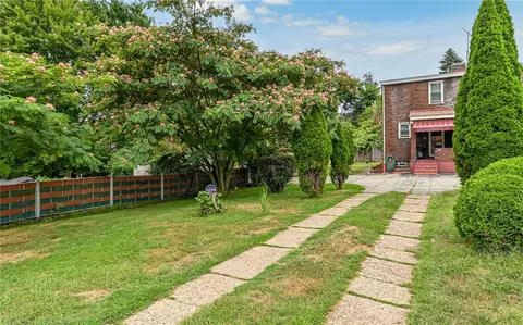 1309 Highwood St, Pittsburgh, PA 15212