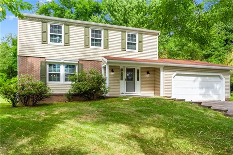 126 Whitby Pl, Gibsonia, PA 15044