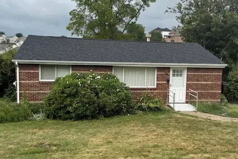 11580 Dennis Cir, Irwin, PA 15642