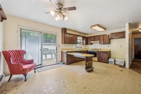 Kitchen - 1298 Old State Rd, Apollo, PA 15613 photo 1 of 4