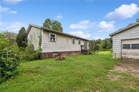 Exterior - 1298 Old State Rd, Apollo, PA 15613 photo 4 of 6
