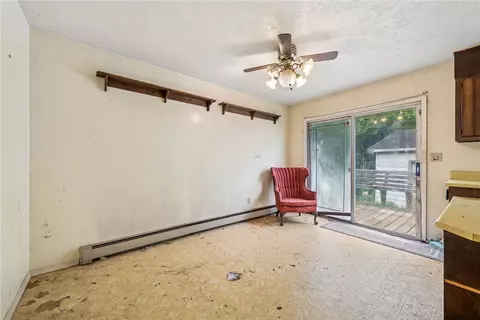 Living - 1298 Old State Rd, Apollo, PA 15613 photo 1 of 4