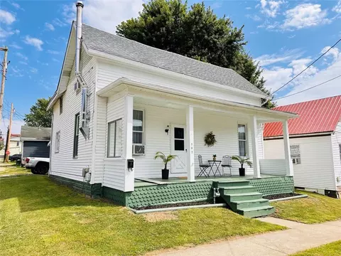 147 W Elm St, Waynesburg, PA 15370