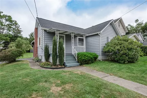 452 Elm St, Indiana, PA 15701