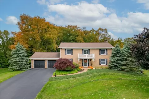 106 Shawnee Dr, Butler, PA 16001