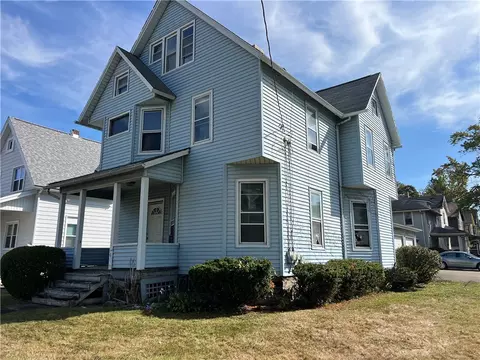 120 Jefferson Ave, Sharon, PA 16146