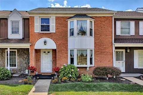 666 Georgetowne Vlg, Indiana, PA 15701