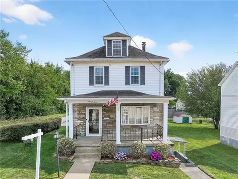 132 Liberty St, Mount Pleasant, PA 15666