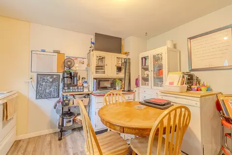 Kitchen - 5847-5853 Roosevelt Ave, Export, PA 15632 photo 4 of 8