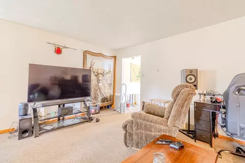 Living - 5847-5853 Roosevelt Ave, Export, PA 15632 photo 6 of 6