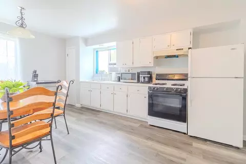 Kitchen - 5847-5853 Roosevelt Ave, Export, PA 15632 photo 1 of 8