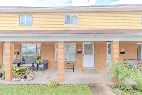 Exterior - 5847-5853 Roosevelt Ave, Export, PA 15632 photo 3 of 6